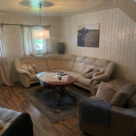 Lantlig Laegenhet Apartamento Charlottenberg Exterior foto